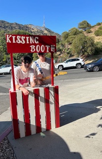 kissing booth